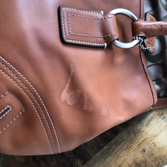 Leather Coach Handbag 💯 Authentic - Picture 9 of 13